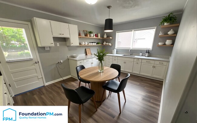 Foto del edificio - 502 Charter Ave