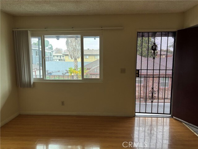 Foto del edificio - 1501 S 4th St