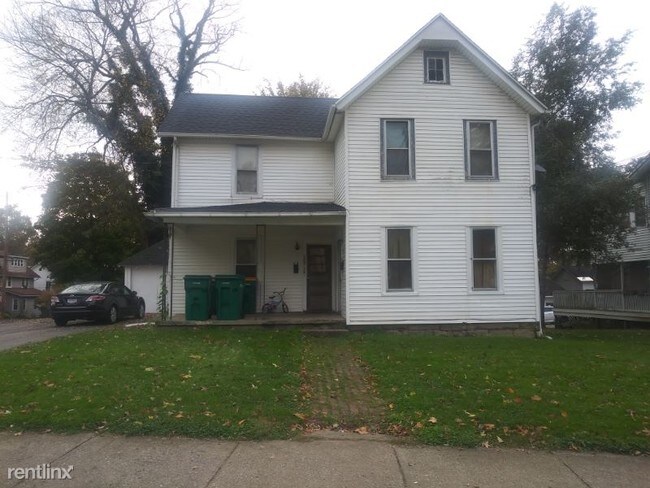 Building Photo - 2 br, 1 bath Apartment - 359 1/2 E Bowman St