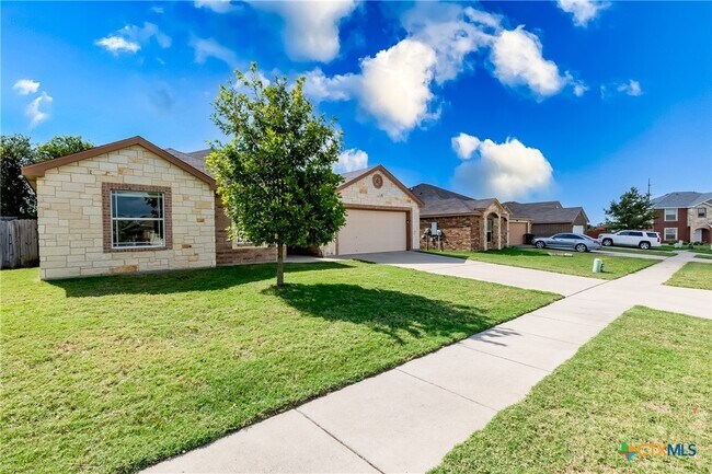 Building Photo - 5102 Screaming Eagle Cir