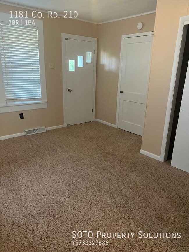 Building Photo - 3 BD / 1 BA