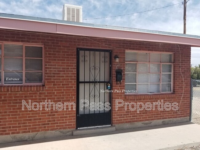 Building Photo - 4023 Thomason Ave