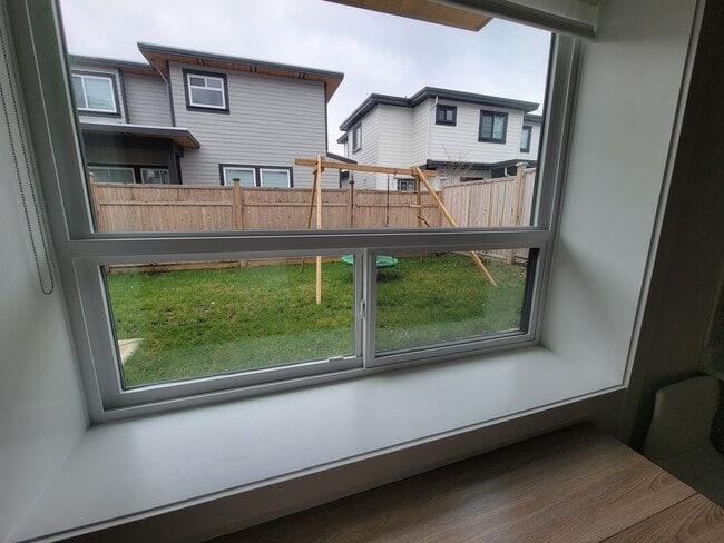 Photo du bâtiment - 16658 19 Av