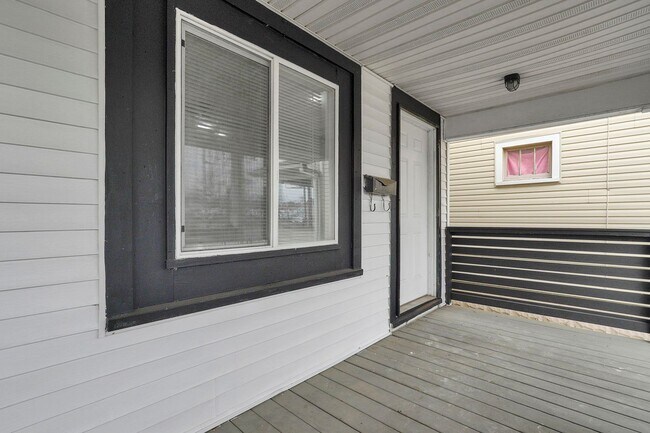 Building Photo - 1867-1869-1869 Cleveland Ave