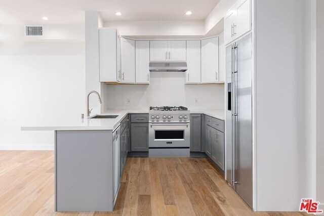 Foto del edificio - 3726 Kelton Ave