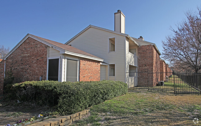 Building Photo - Wimbledon Court