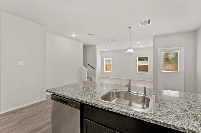 Building Photo - 1407 Acorn Mdw St