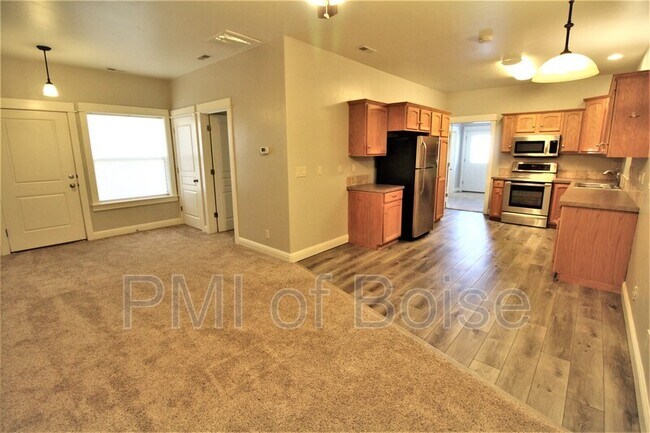 Foto del edificio - 5410 W Beacon Light Rd