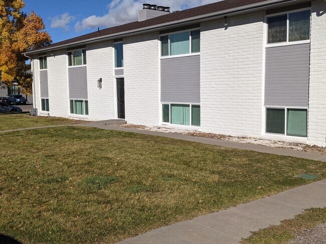 entrada segura del código clave - 3303 Myers Ct