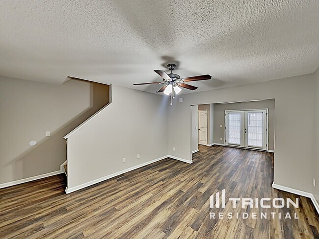Building Photo - 2064 Lake Carolina Dr