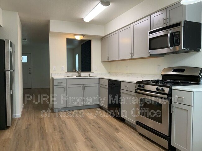 Foto del edificio - 7405 Tumbleweed Dr