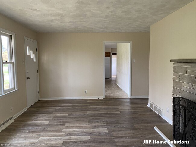 Building Photo - 3 br, 1 bath House - 4250 Indian Trl
