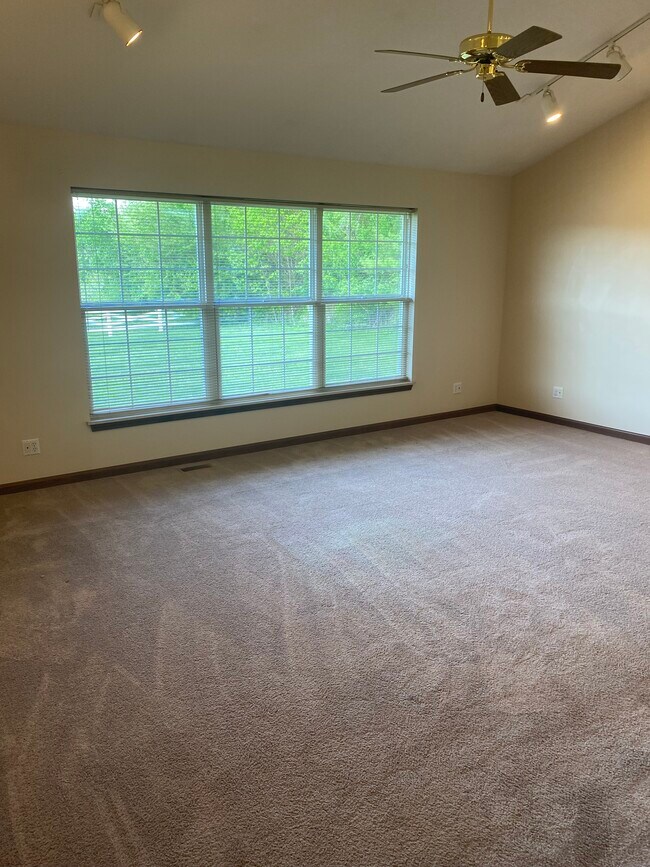 Foto del edificio - 2928 E Buckskin Dr