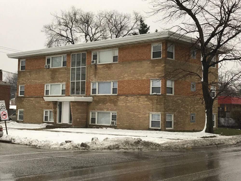 2E Apartment for Rent in Bellwood, IL