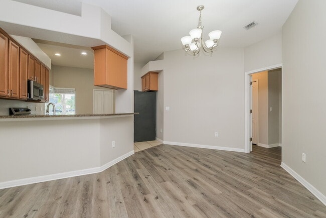 Building Photo - 11601 Addison Chase Dr
