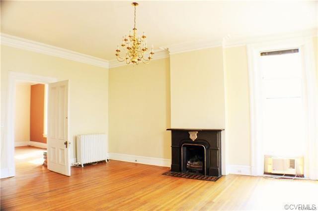 Foto del edificio - 500 W Franklin St