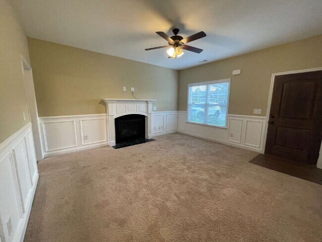 Foto del edificio - ADORABLE 3 BR, 2 BA HOME IN PLANTATION POINT! *SPRING CREEK SCHOOL DISTRICT*