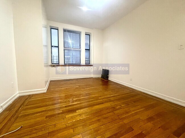 Foto del edificio - 112 Haven Avenue