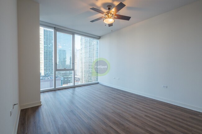 Foto del edificio - 355 N Wells St