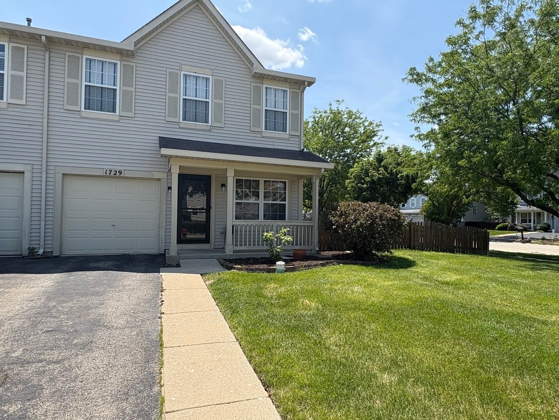 Primary Photo - 1729 Ramsey Dr