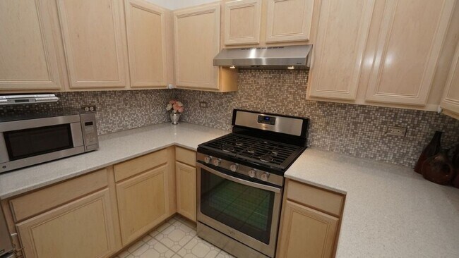 Foto del edificio - 3317 Stratford Ct