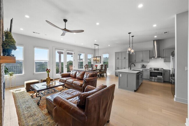 Foto del edificio - 2601 N Quinlan Park Rd