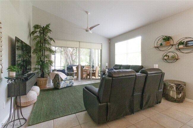Foto del edificio - 8482 Bent Creek Way