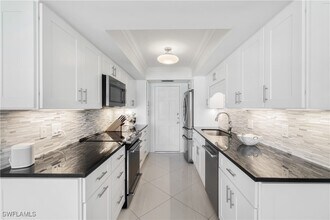 Building Photo - 2600 Gulf Shore Blvd N Building Photo - 2600 Gulf Shore Blvd N