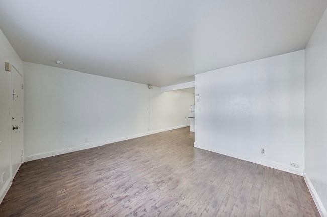 Foto del edificio - 1002 E 23rd St