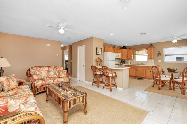 Foto del edificio - 1635 Pandora Ln
