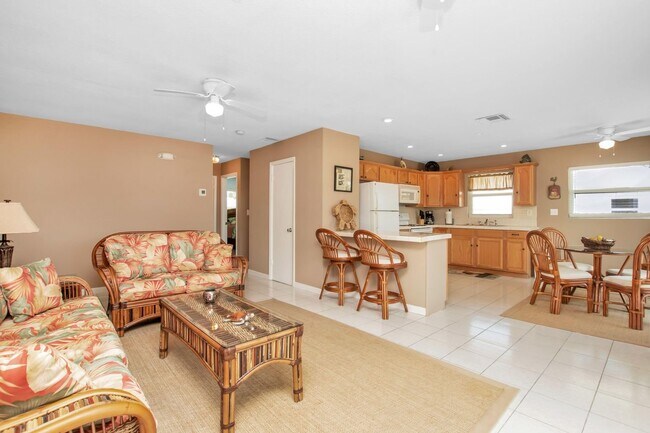 Building Photo - 1635 Pandorea Ln