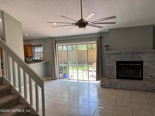 Building Photo - 7750 Manassas Ct E