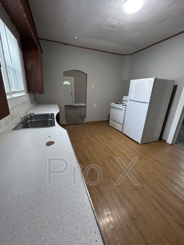 Foto del edificio - 301 E Granby St