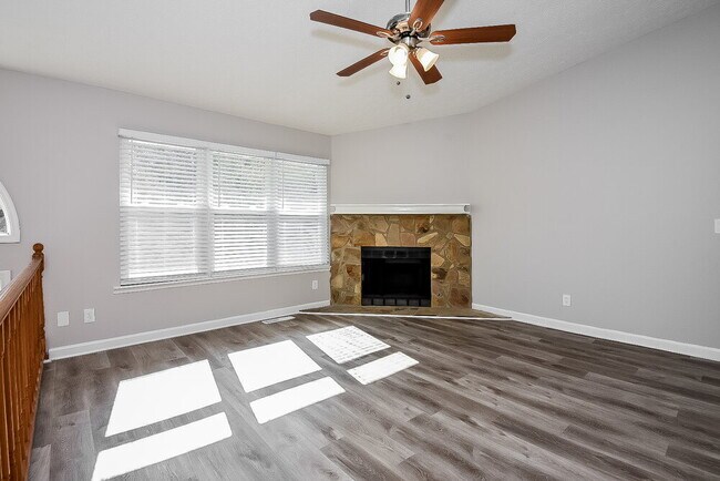 Building Photo - 291 Allatoona Rd