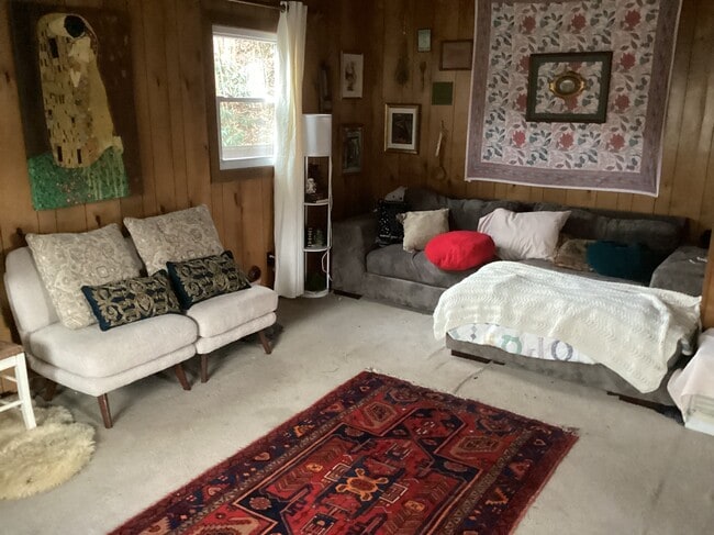 Building Photo - 123 Cloudrise Ln