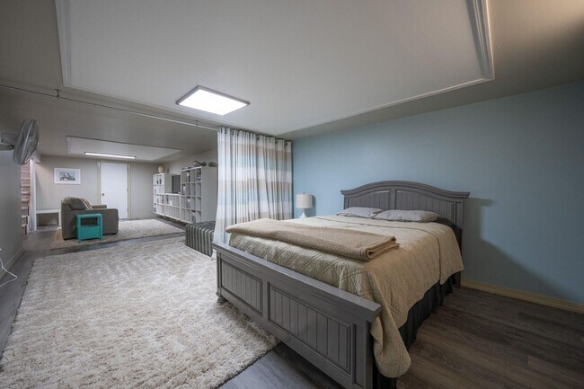 Foto del edificio - Charming Home in Valley View Gardens