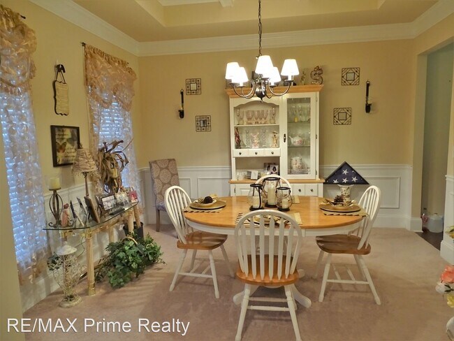 Building Photo - 4 br, 2 bath House - 6388 Lemongrass Drive