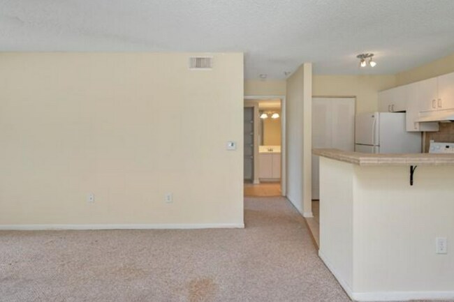 Building Photo - 1749 Village Blvd