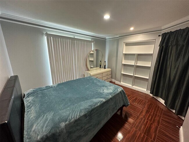 Foto del edificio - 18010 Platinum Springs Dr