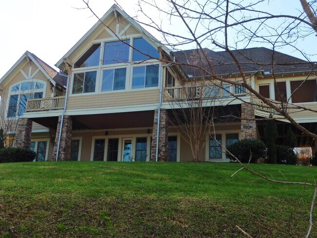 Building Photo - 65 Orvis Stone Cir