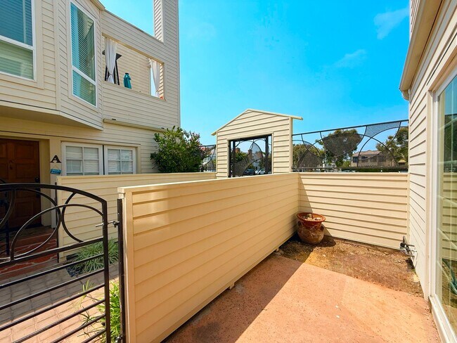 Building Photo - Experience refined coastal living in the h...