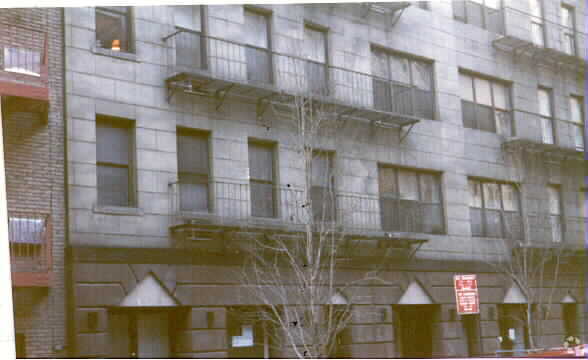 Foto principal - 342 East 49th st