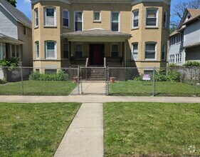 Building Photo - 208 N Waller Ave