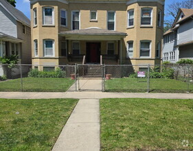 Building Photo - 208 N Waller Ave