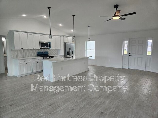 Foto del edificio - 22 NW 23rd Ave