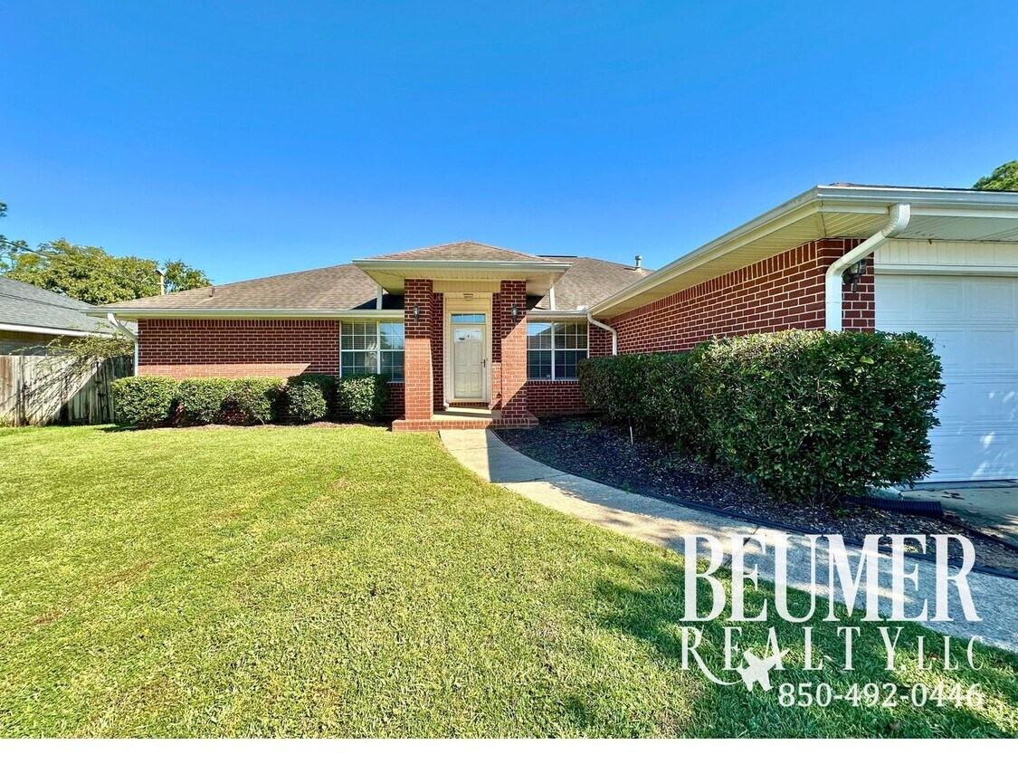 Foto principal - Beautiful 3Bed/2Bath Home Close to Correy ...