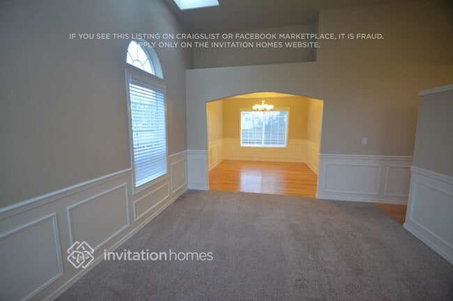 Building Photo - 5806 79th Ave NE