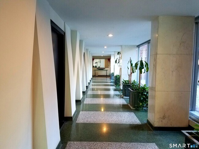 Foto del edificio - 444 Bedford St