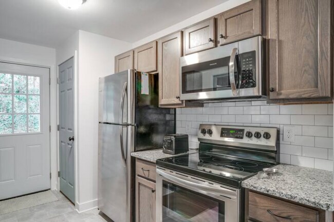 Foto del edificio - 1989 Wee Kirk Road