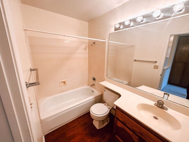 Foto del edificio - Gorgeous Home in Pleasanton Available!